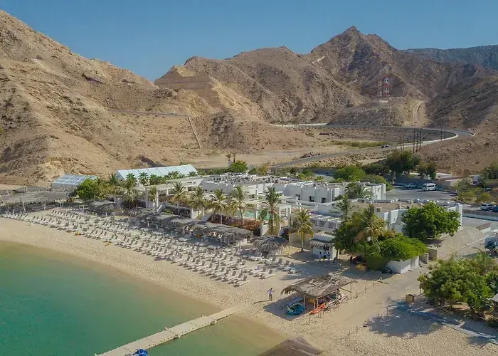 فرصة استثمار عقاري: فيلا 5 غرف نوم 385 م² في مسقط هيلز